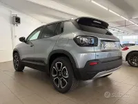 Usata Jeep Avenger EV Summit 114 kW (156 CV) 2025 Grigio SUV