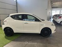 Usata Lancia Ypsilon Silver 69 CV (50 kW) 2023 Bianco Utilitaria