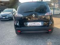 Usata Renault Scénic III XMOD 110 CV (80 kW) 2014 Nero Monovolume