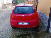 Usata Fiat Grande Punto 90 CV (66 kW) 2006 Rosso Utilitaria