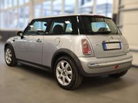 Usata Mini One D 88 CV (64 kW) 2006 Argento metallizzato Utilitaria