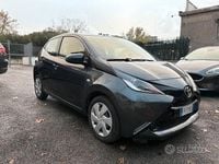Usata Toyota Aygo Cool 69 CV (50 kW) 2018 Grigio Utilitaria