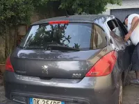 Usata Peugeot 308 109 CV (80 kW) 2008 Berlina