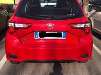 Usata Toyota Yaris 107 CV (78 kW) 2019 Rosso Berlina
