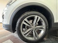 Usata VW T-Roc Advance 116 CV (85 kW) 2019 Bianco SUV