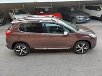 Usata Peugeot 2008 Allure 92 CV (67 kW) 2015 Marrone SUV