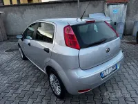 Usata Fiat Punto 77 CV (56 kW) 2015 Grigio Utilitaria