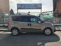 Usata Fiat Doblò Lounge 120 CV (88 kW) 2017 Beige Monovolume