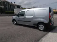 Usata Renault Kangoo 95 CV (69 kW) 2021 Argento Monovolume
