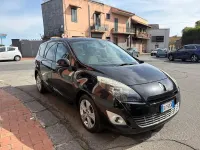 Usata Renault Grand Scénic II 106 CV (77 kW) 2009 Nero Monovolume