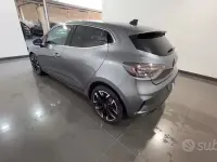 Nuova Renault Clio V Techno 101 CV (74 kW) 2026 Grigio Berlina