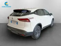 Usata Nissan Qashqai Acenta 140 CV (102 kW) 2022 White pearl brilliant SUV