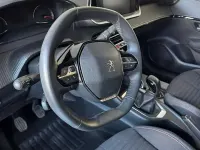 Usata Peugeot 208 Active 75 CV (55 kW) 2022 Nero Utilitaria