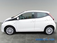 Usata Toyota Aygo X-play 72 CV (52 kW) 2020 Bianco Utilitaria