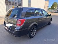 Usata Opel Astra S 90 CV (66 kW) 2010 Grigio Station wagon