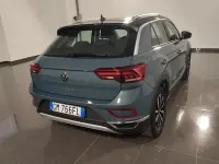 Usata VW T-Roc Style 150 CV (110 kW) 2023 Blu SUV