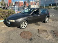 usata Alfa Romeo 147 1.9 JTD (115 CV) cat 5p. Distinctive