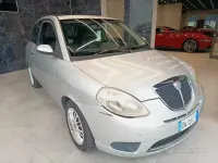 Usata Lancia Ypsilon 60 CV (44 kW) 2009 Grigio scuro Utilitaria