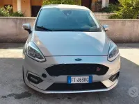 Usata Ford Fiesta ST-Line 116 CV (85 kW) 2019 Grigio Utilitaria