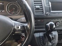 Usata VW Caravelle Comfortline 204 CV (150 kW) 2015 Grigio Furgone