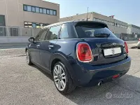 Usata Mini Cooper D 116 CV (85 kW) 2018 Bluazzurro Utilitaria