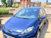 Usata Ford Fiesta 60 CV (44 kW) 2010 Bluazzurro Berlina