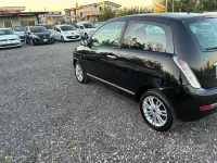 Usata Lancia Ypsilon 69 CV (50 kW) 2012 Nero Utilitaria