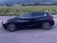 Usata Infiniti Q30 Business 109 CV (80 kW) 2019 Nero Berlina