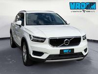 Usata Volvo XC40 Momentum 197 CV (144 kW) 2022 Bianco SUV