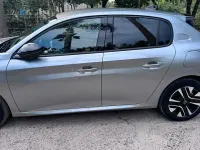 Usata Peugeot 208 101 CV (74 kW) 2026 Grigio Utilitaria