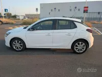 Usata Opel Corsa 101 CV (74 kW) 2022 Bianco Utilitaria