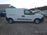 Usata Opel Combo 95 CV (69 kW) 2017 Bianco Monovolume