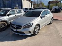 Usata Mercedes A180 109 CV (80 kW) 2017 Grigio Utilitaria