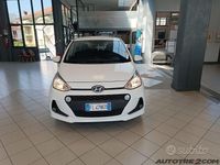 Usata Hyundai i10 67 CV (49 kW) 2017 Bianco Utilitaria
