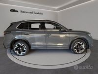 Usata VW Tiguan R-line Plus 150 CV (110 kW) 2025 Grigio SUV