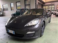 Usata Porsche Panamera 300 CV (220 kW) 2011 Grigio Berlina