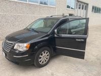 Usata Chrysler Grand Voyager 163 CV (119 kW) 2010 Nero Monovolume
