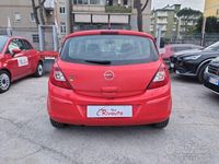 Usata Opel Corsa Cosmo 80 CV (58 kW) 2007 Rosso Utilitaria