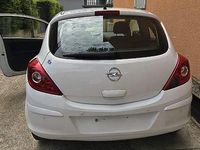 Usata Opel Corsa Edition 75 CV (55 kW) 2014 Bianco Berlina