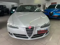 Usata Alfa Romeo 147 120 CV (88 kW) 2007 Grigio Utilitaria