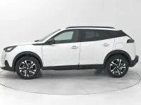 Usata Peugeot 2008 Allure 102 CV (75 kW) 2023 Bianco SUV