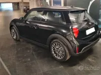 Usata Mini Cooper Essential 156 CV (114 kW) 2024 Nero Utilitaria