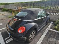 Usata VW New Beetle 105 CV (77 kW) 2009 Nero Utilitaria