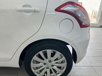 Gebraucht Suzuki Swift 94 PS (69 kW) 2012 Weiß Kleinwagen