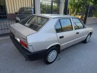 Usata Alfa Romeo 33 86 CV (63 kW) 1988 Beige Berlina