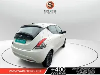 Usata Lancia Ypsilon Gold 69 CV (50 kW) 2022 Argento Utilitaria