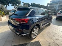 Usata VW T-Roc Advance 115 CV (84 kW) 2019 Blu SUV