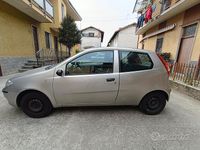Usata Fiat Punto 60 CV (44 kW) 2004 Grigio Utilitaria