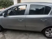 Usata Opel Corsa 45 CV (33 kW) 2007 Utilitaria