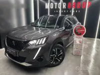 Usata Peugeot 2008 GT-line 131 CV (96 kW) 2020 Grigio SUV